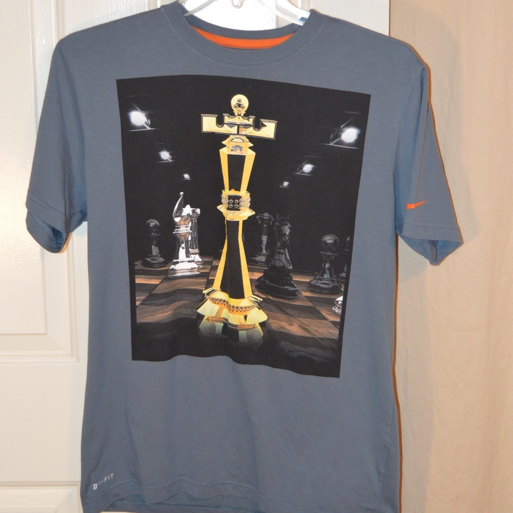 Nike Dri Fit LJ "The King" T-shirt
